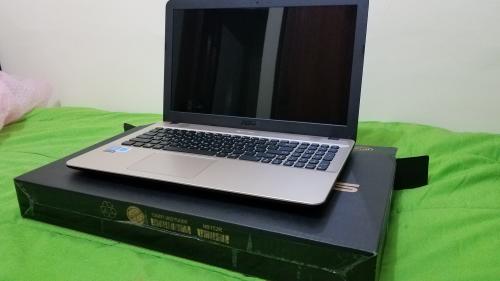 laptop asus X541NAPD1003Y monitor 156
